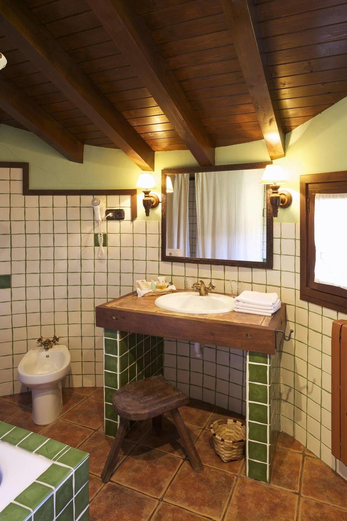 La Corte de Lugás Esterno foto